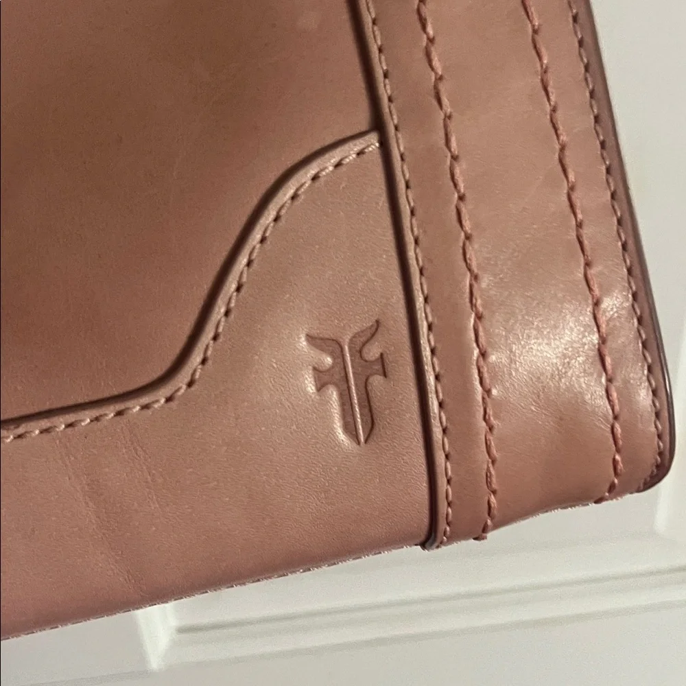Frye material sophistication